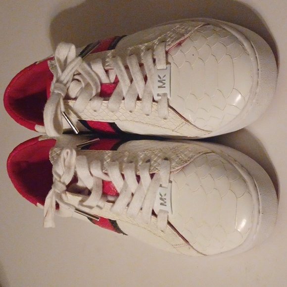 Michael Kors Sneakers - Picture 1 of 10